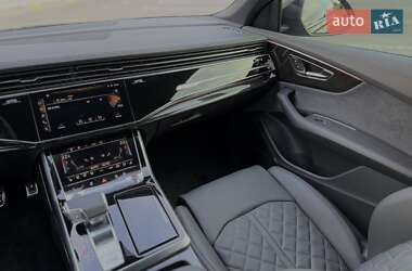 Внедорожник / Кроссовер Audi Q8 2025 в 