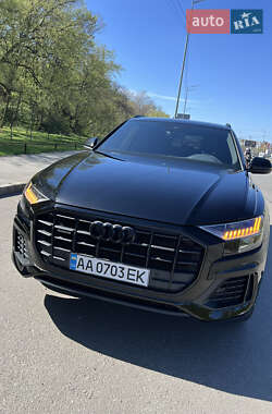 Внедорожник / Кроссовер Audi Q8 2019 в 
