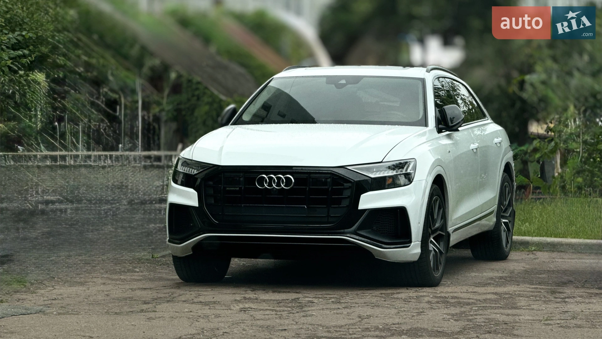 2020 Audi Q8 - фото 1