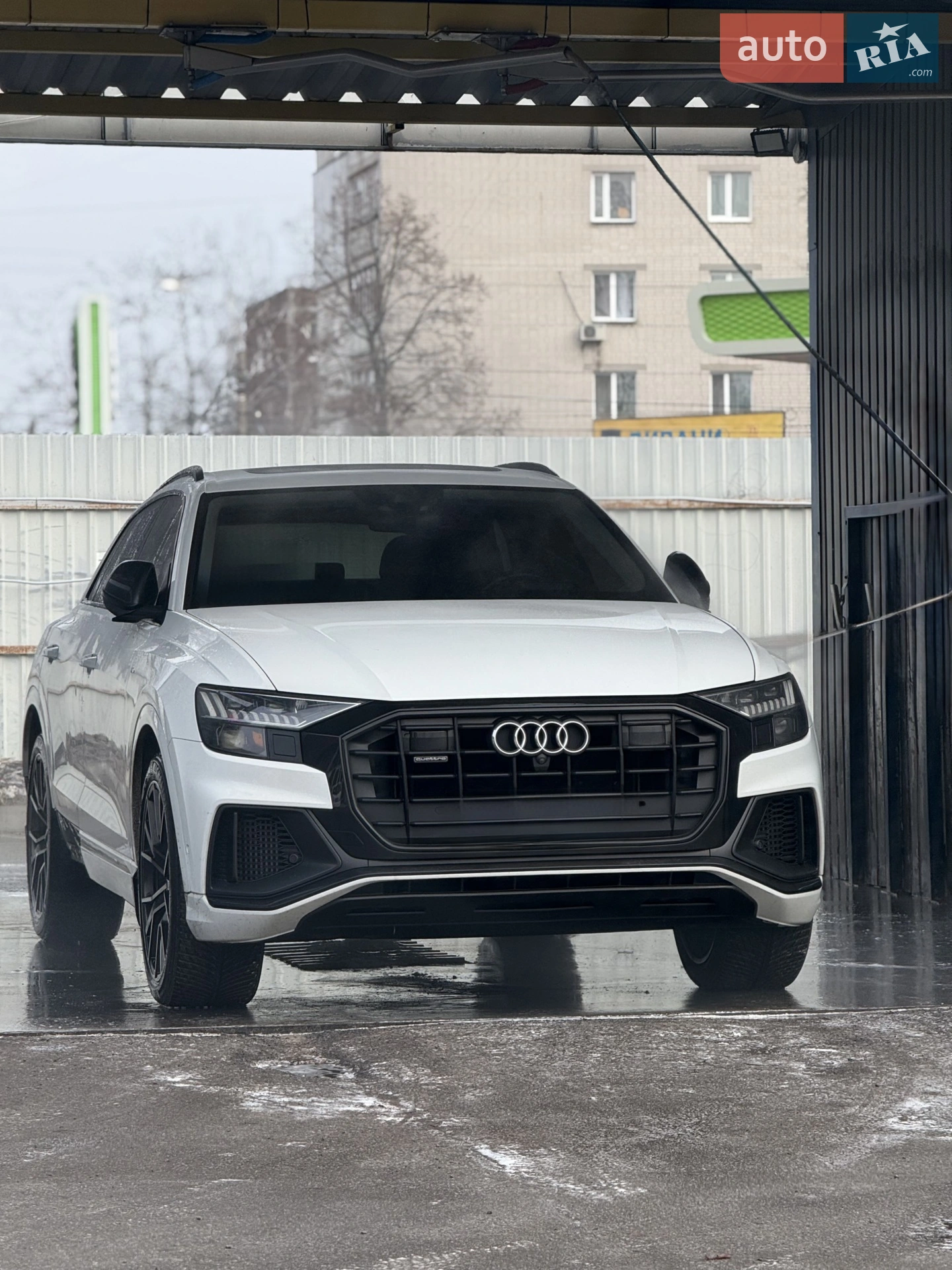 2020 Audi Q8 - мініатюра 2