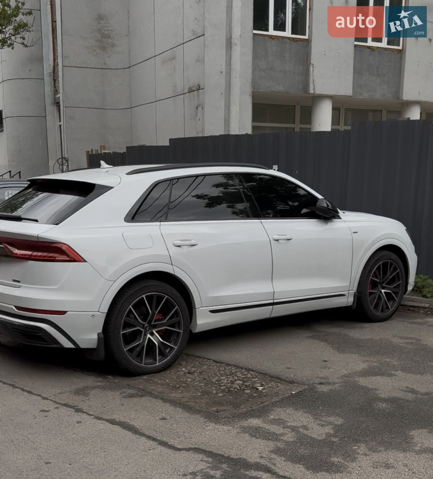 2020 Audi Q8 - мініатюра 3