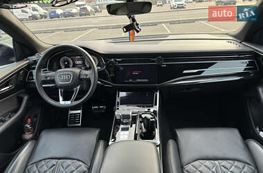 Внедорожник / Кроссовер Audi Q8 2023 в 