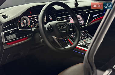 Внедорожник / Кроссовер Audi Q8 2020 в 