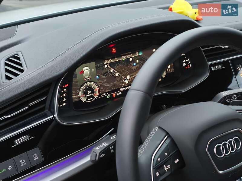 Внедорожник / Кроссовер Audi Q8 2024 в Киеве