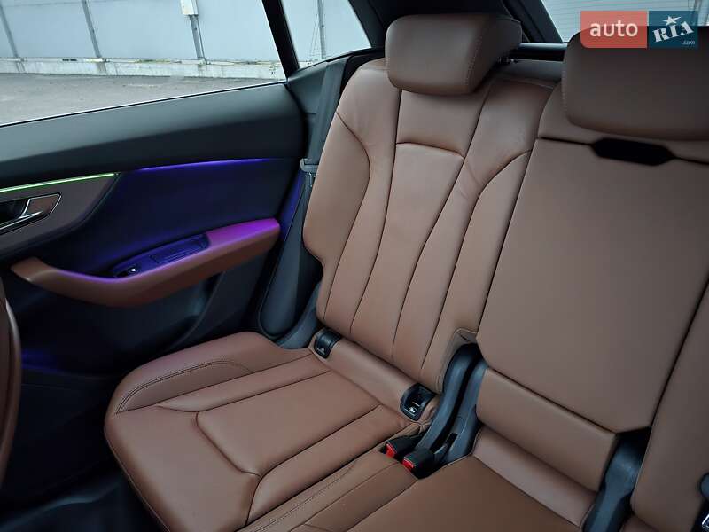 Внедорожник / Кроссовер Audi Q8 2024 в Киеве