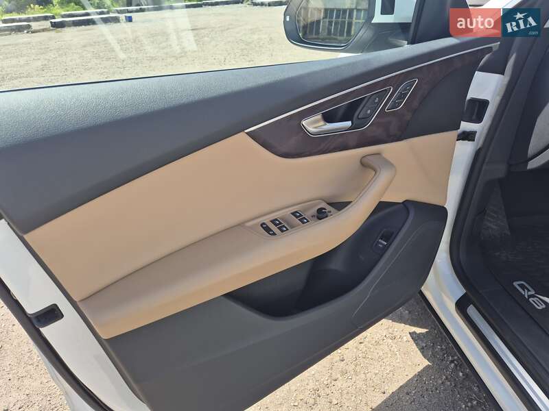 Внедорожник / Кроссовер Audi Q8 2019 в Львове