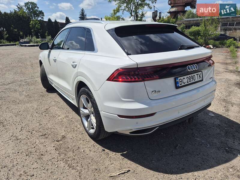 Внедорожник / Кроссовер Audi Q8 2019 в Львове