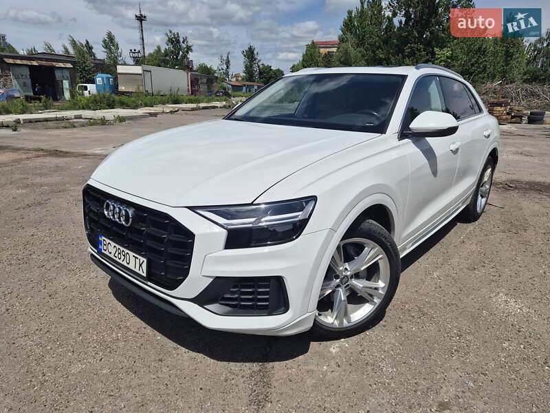 Внедорожник / Кроссовер Audi Q8 2019 в Львове