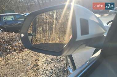 Позашляховик / Кросовер Audi Q8 2019 в 