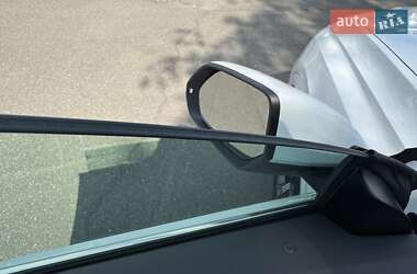 Внедорожник / Кроссовер Audi Q8 2021 в 
