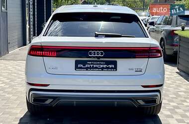 Позашляховик / Кросовер Audi Q8 2018 в 