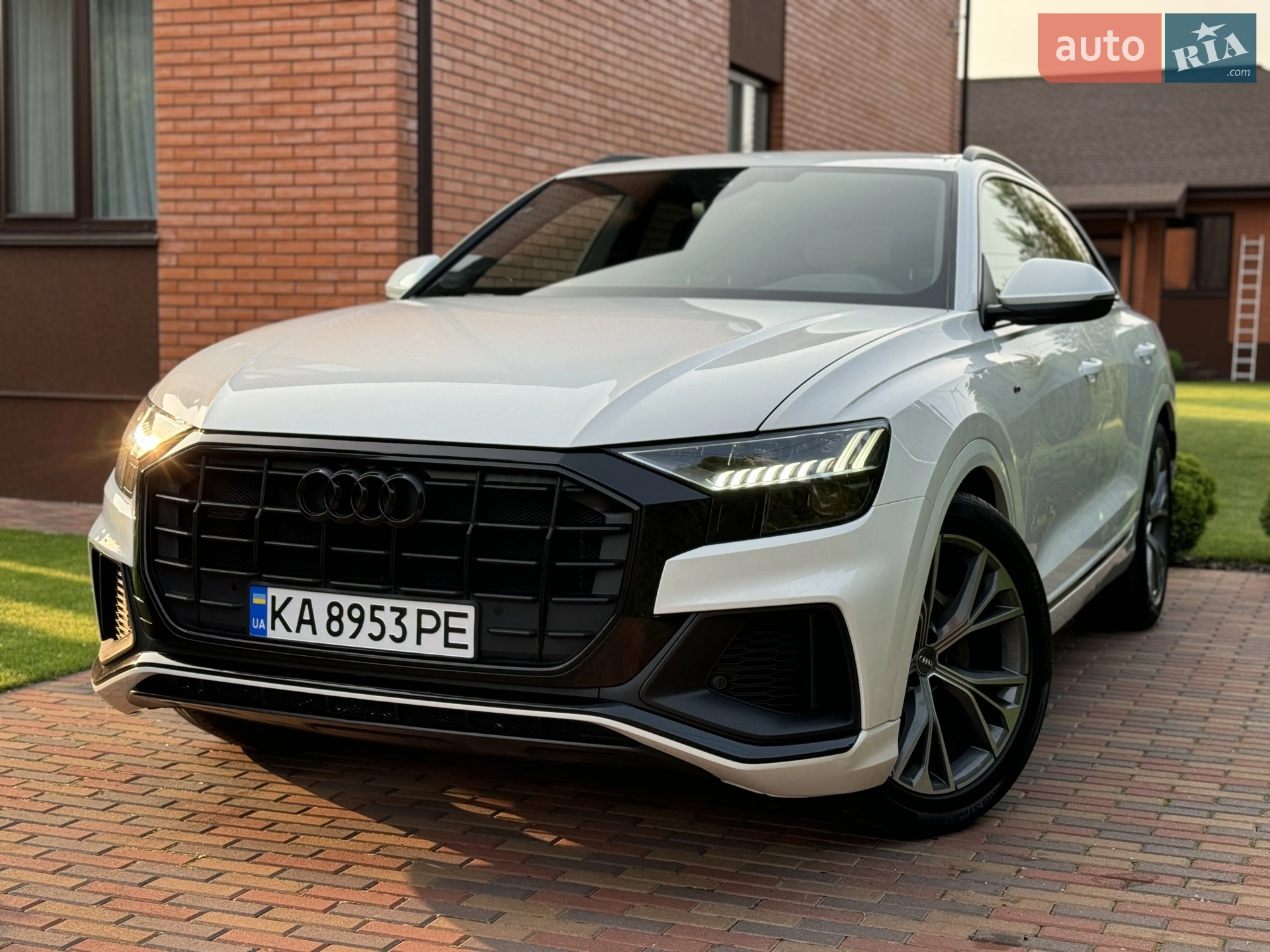 2018 Audi Q8 - фото 1