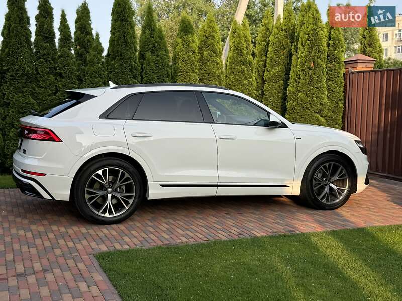 Внедорожник / Кроссовер Audi Q8 2018 в Киеве фото 7 Внедорожник / Кроссовер Audi Q8 2018 в Киеве