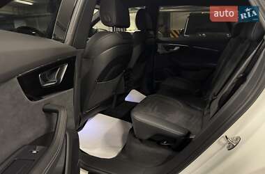 Внедорожник / Кроссовер Audi Q8 2024 в 