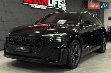 Внедорожник / Кроссовер Audi Q8 2025 в 