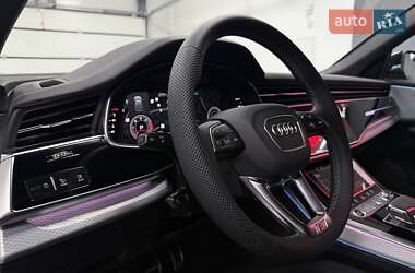 Внедорожник / Кроссовер Audi Q8 2025 в 