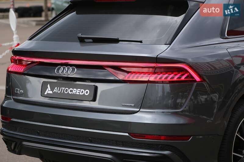 Внедорожник / Кроссовер Audi Q8 2018 в Киеве