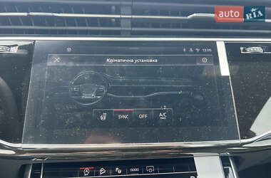 Внедорожник / Кроссовер Audi Q8 2025 в 
