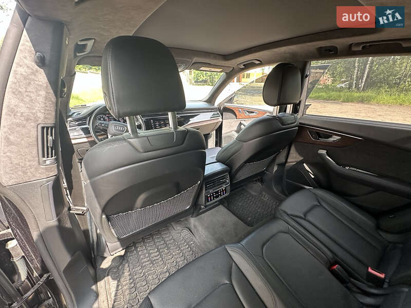 Внедорожник / Кроссовер Audi Q8 2018 в Львове фото 7 Внедорожник / Кроссовер Audi Q8 2018 в Львове