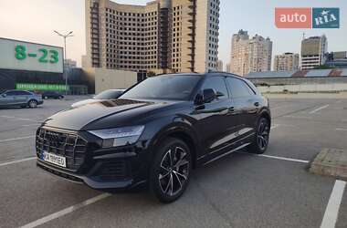 Внедорожник / Кроссовер Audi Q8 2021 в Киеве