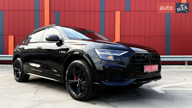 Внедорожник / Кроссовер Audi Q8 2019 в Киеве