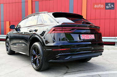 Внедорожник / Кроссовер Audi Q8 2019 в 