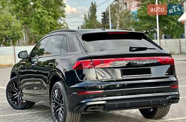Внедорожник / Кроссовер Audi Q8 2025 в 
