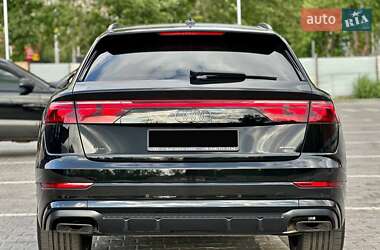 Внедорожник / Кроссовер Audi Q8 2025 в 
