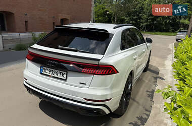 Внедорожник / Кроссовер Audi Q8 2020 в 
