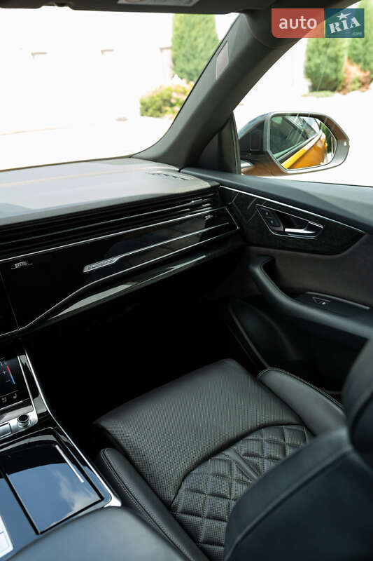 Внедорожник / Кроссовер Audi Q8 2018 в Черновцах фото 35 Внедорожник / Кроссовер Audi Q8 2018 в Черновцах