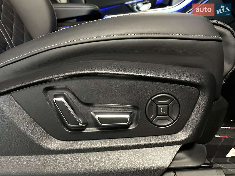 Позашляховик / Кросовер Audi Q8 2024 в Львові
