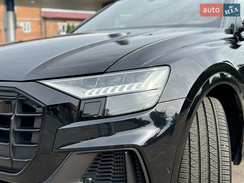 Внедорожник / Кроссовер Audi Q8 2019 в Сумах