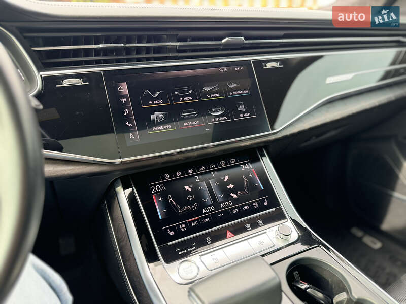 Внедорожник / Кроссовер Audi Q8 2019 в Сумах