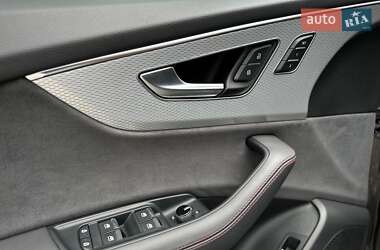 Внедорожник / Кроссовер Audi Q8 2024 в 