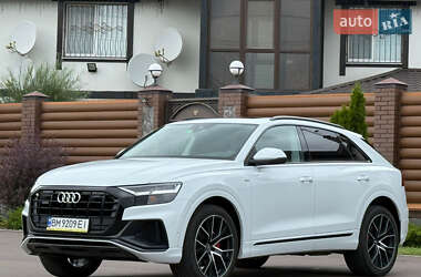 Внедорожник / Кроссовер Audi Q8 2020 в 