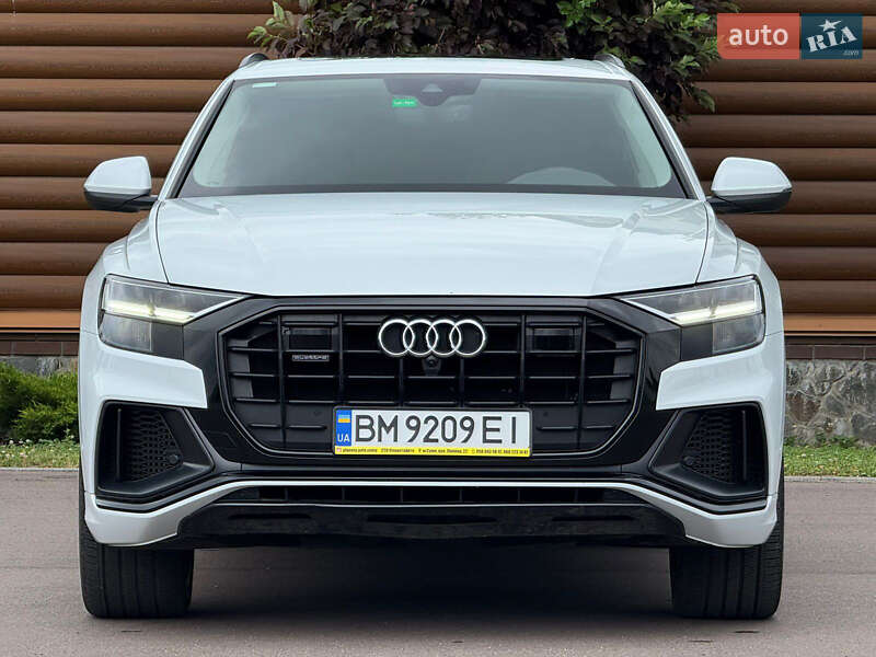 Внедорожник / Кроссовер Audi Q8 2020 в Киеве