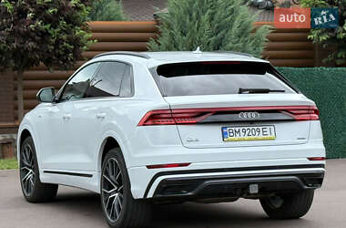 Внедорожник / Кроссовер Audi Q8 2020 в 