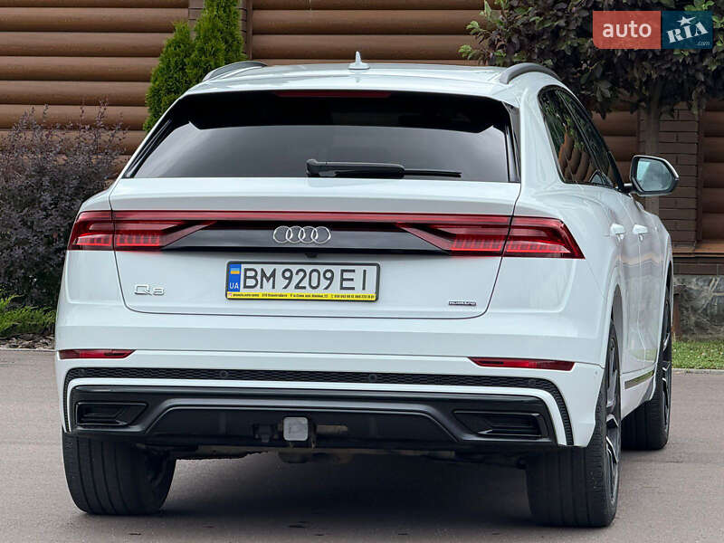 Внедорожник / Кроссовер Audi Q8 2020 в Киеве