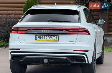 Внедорожник / Кроссовер Audi Q8 2020 в 