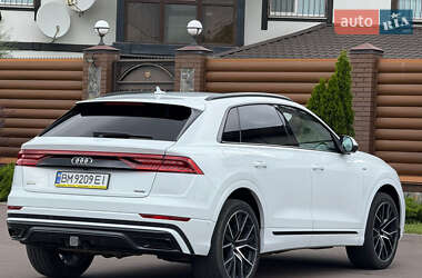 Внедорожник / Кроссовер Audi Q8 2020 в 