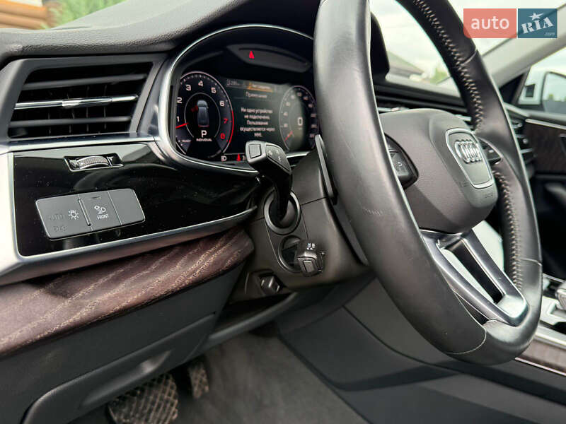 Внедорожник / Кроссовер Audi Q8 2020 в Киеве