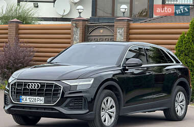 Внедорожник / Кроссовер Audi Q8 2019 в 