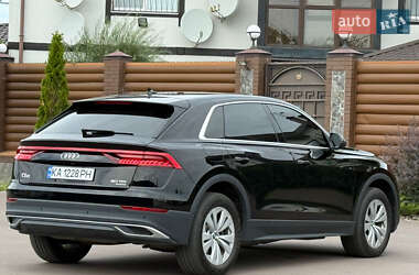 Внедорожник / Кроссовер Audi Q8 2019 в 