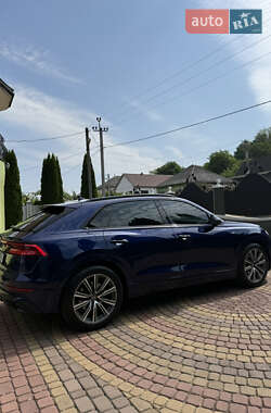 Позашляховик / Кросовер Audi Q8 2019 в 