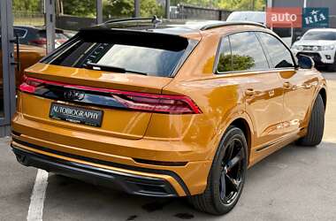 Внедорожник / Кроссовер Audi Q8 2018 в 