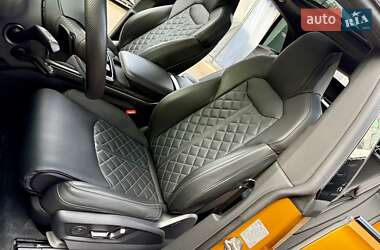 Внедорожник / Кроссовер Audi Q8 2018 в 