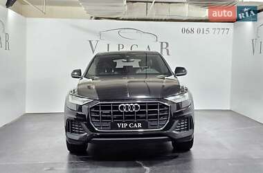 Внедорожник / Кроссовер Audi Q8 2022 в 