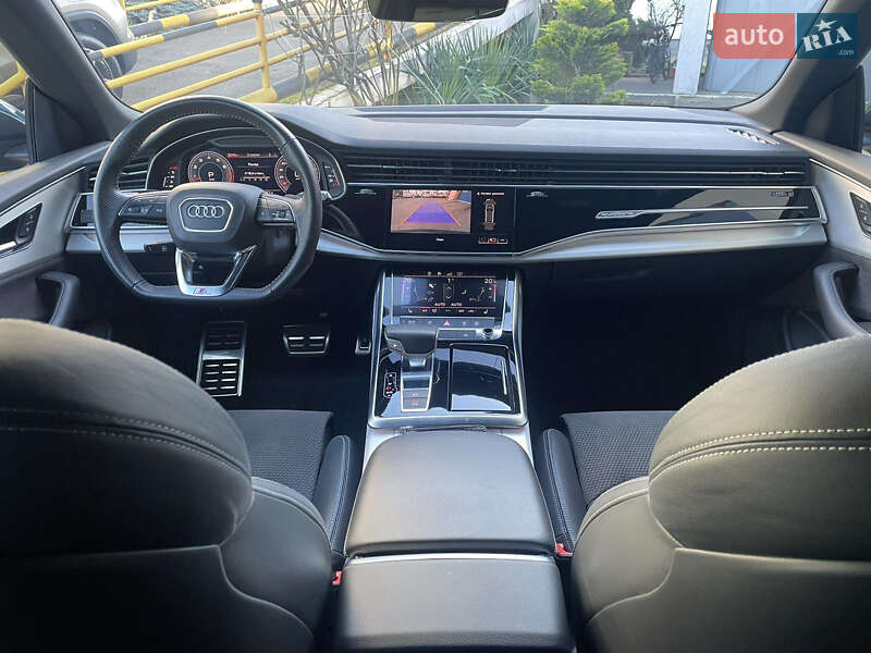 Позашляховик / Кросовер Audi Q8 2019 в Одесі