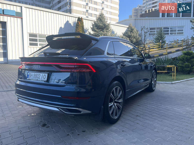 Позашляховик / Кросовер Audi Q8 2019 в Одесі