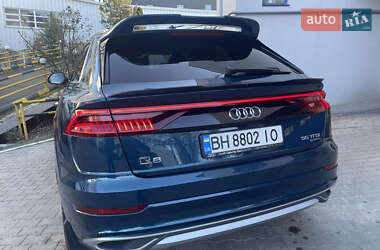 Позашляховик / Кросовер Audi Q8 2019 в 